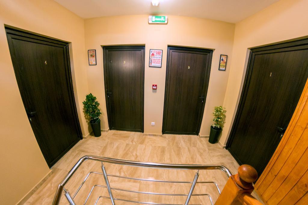 Pensiunea Marina Câmpina Zimmer foto